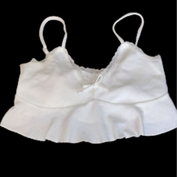 White crop camisole top. Ribbed material bow on the front. Pulls overhead. - Picture 1 of 7